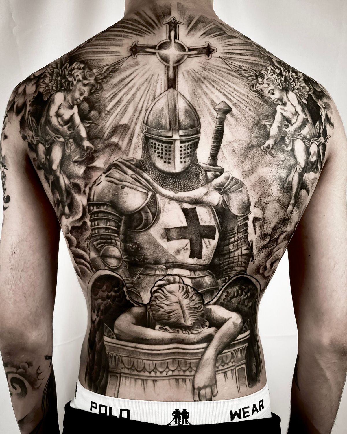 Große Tattoos Hamburg – TWINS-ATELIER Sleeve und Backpiece