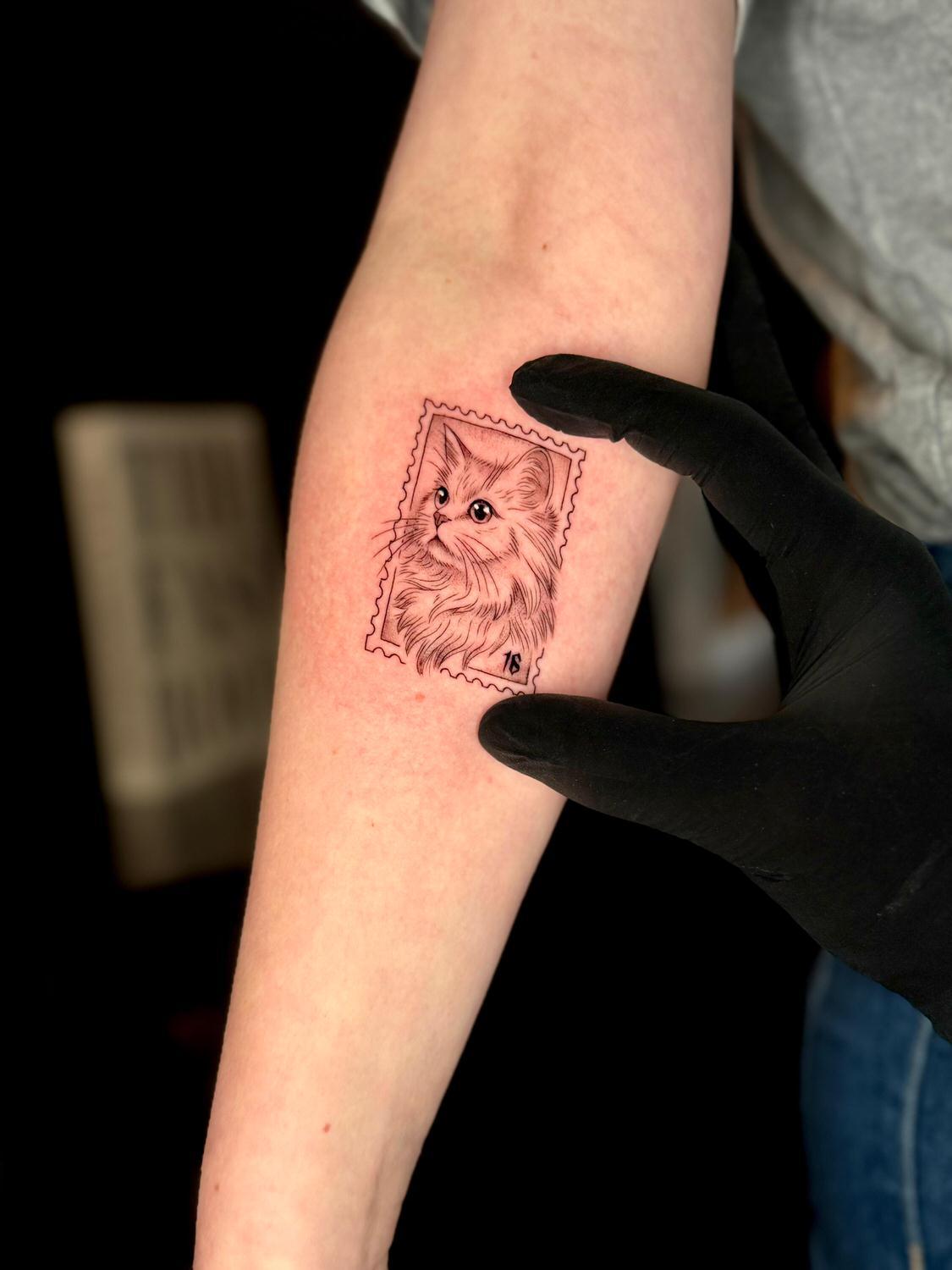 Kleine Tattoos mit Bedeutung in Hamburg
